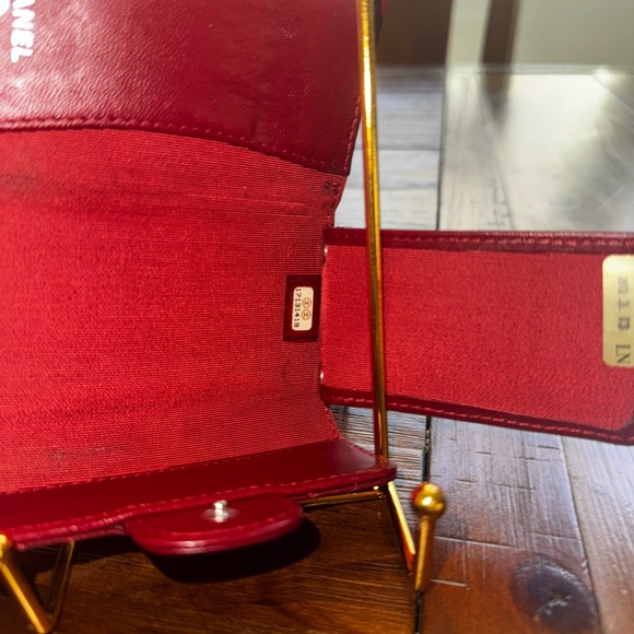 💋Chanel Red Quilted Lambskin 6 Key Case💋 - Picture 8 of 9